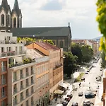 Karlin Skyline Terrace By Livingclub Prag