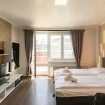 Karlin Skyline Terrace By Livingclub Daire *