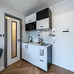 Daire Karlin Skyline Terrace By Livingclub Prag