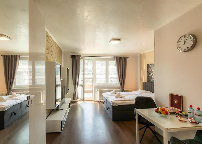 Karlin Skyline Terrace By Livingclub * Prag